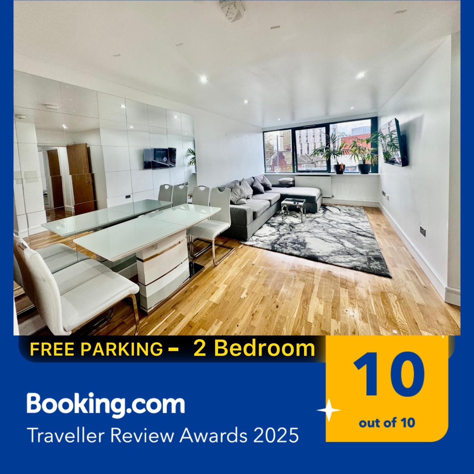 Luxury 2 Bed Entire Apartment-near Tube & Shopping Centre Apartment *